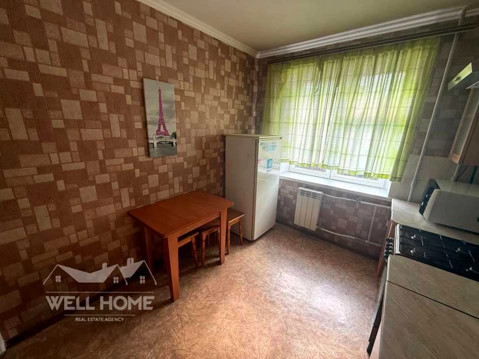 Квартира. Київ, Копилівська вул.