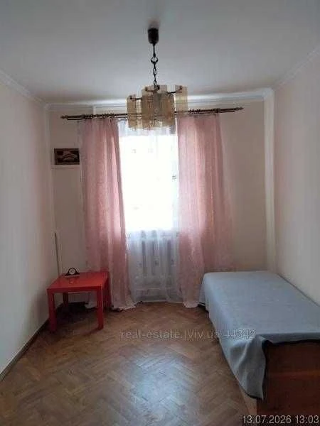Продажа: 5 ком. квартиры на ул. Емельяна Прицака (Восточная)
