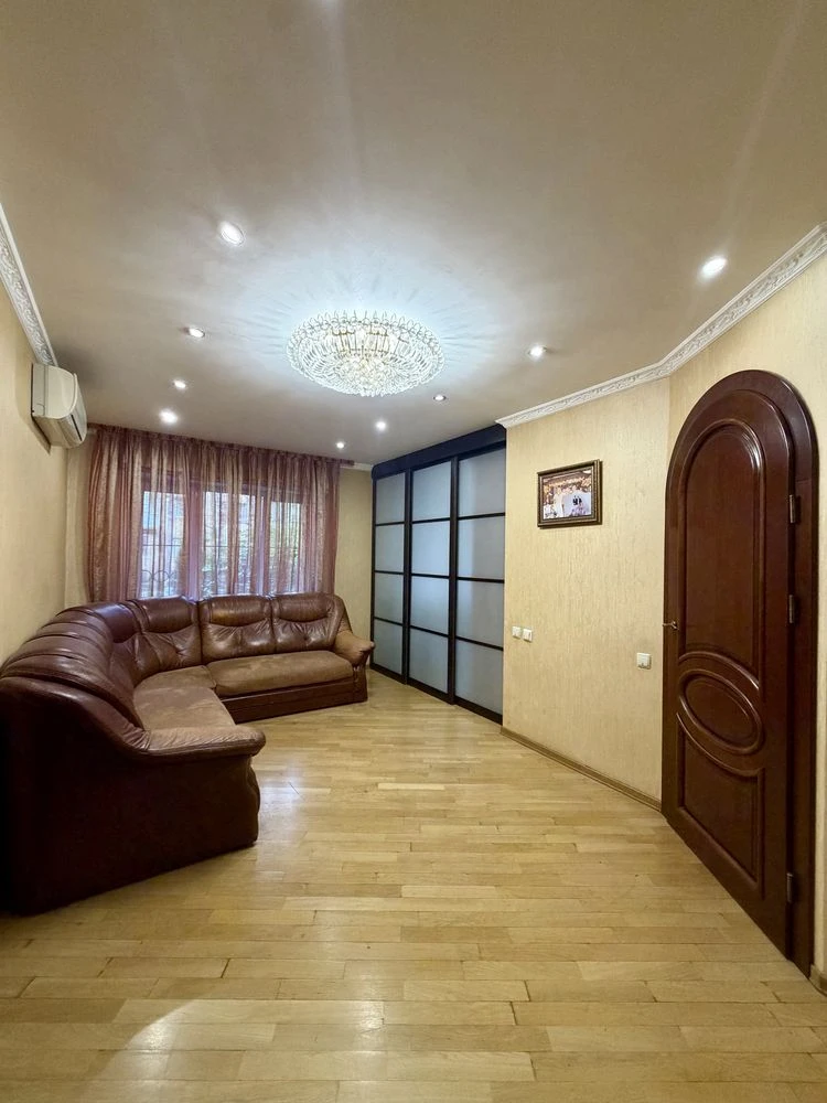 Без комісіі. Продаж квартири 88 м2 з бомбосховищем Печерськ
