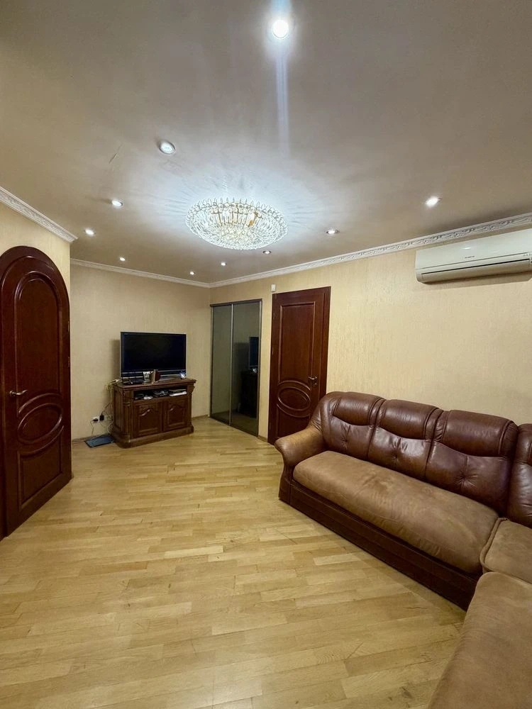 Без комісіі. Продаж квартири 88 м2 з бомбосховищем Печерськ