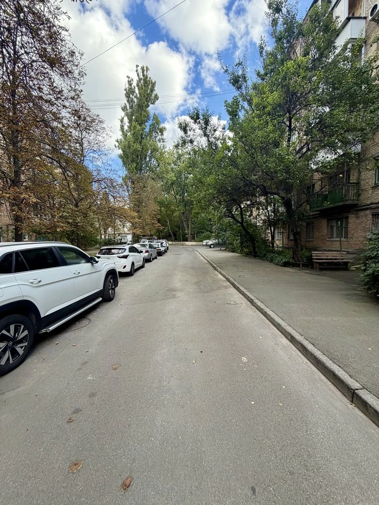Без комісіі. Продаж квартири 88 м2 з бомбосховищем Печерськ