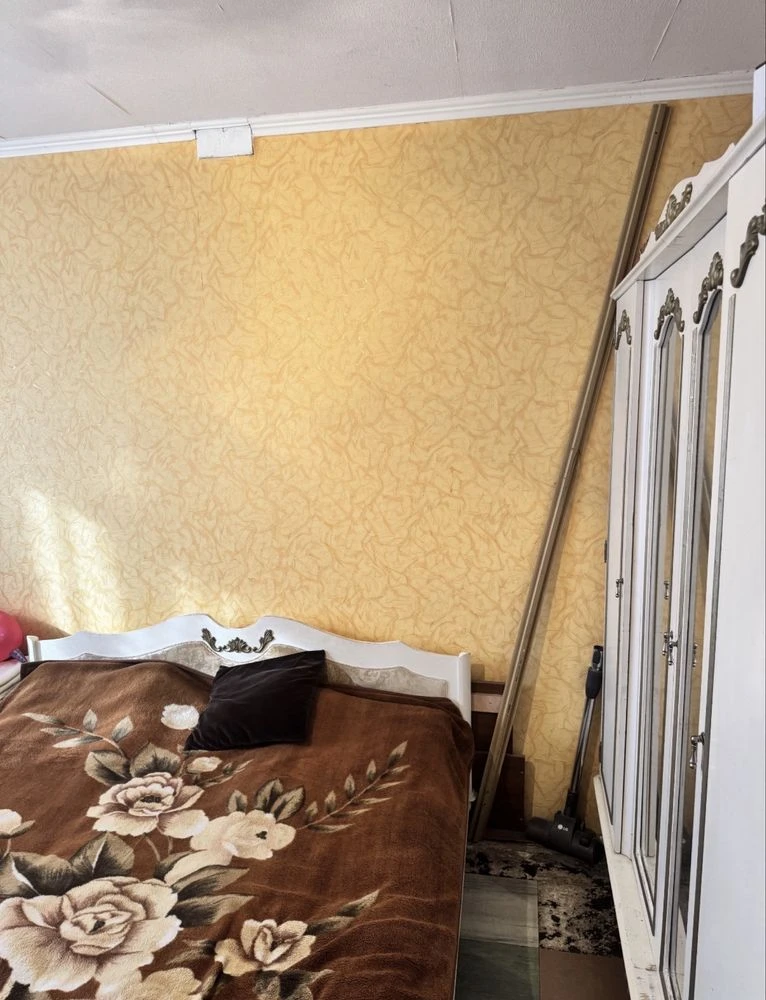 For Sale 2-bedroom apartment on Slobozhanskiy Prospect