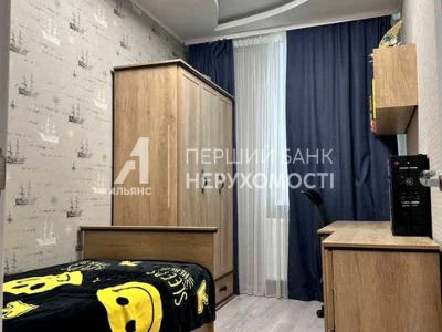 House. Odessa, Salutnaya