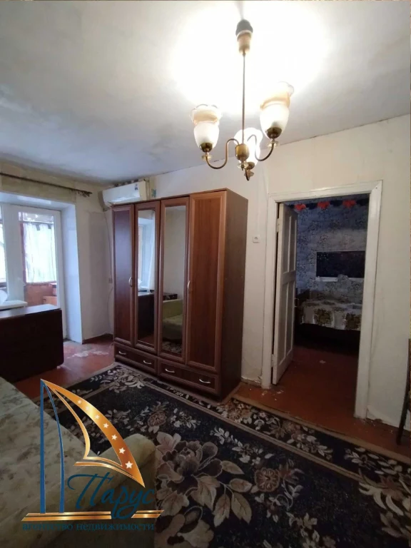 Двухкомнатная квартира, Соборный 95, 2 этаж