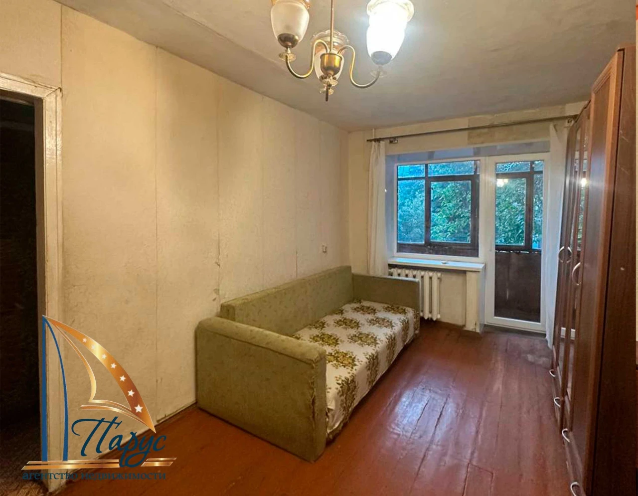 Двухкомнатная квартира, Соборный 95, 2 этаж