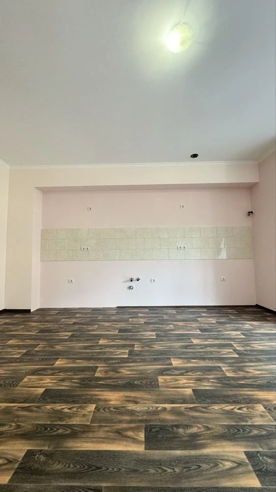 One-bedroom apartment for sale in the heart of Blizhni Zamost