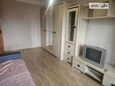 For sale 1-room apartment Tychyny St., 21 Bereznyaki