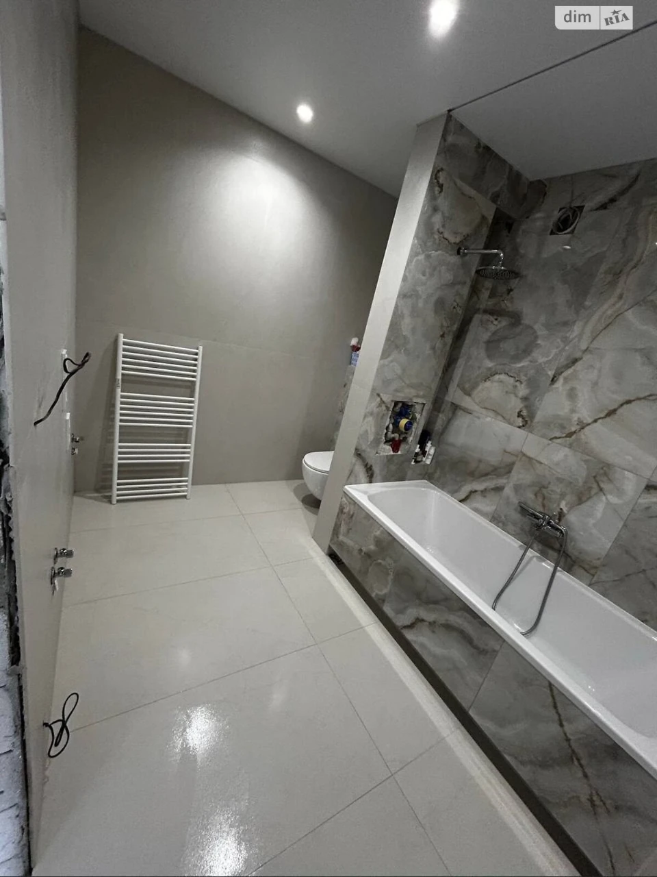 Sale of Apartment Ozerna