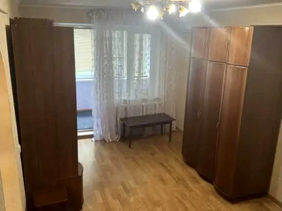 Квартира. Киев, улица Лятошинского