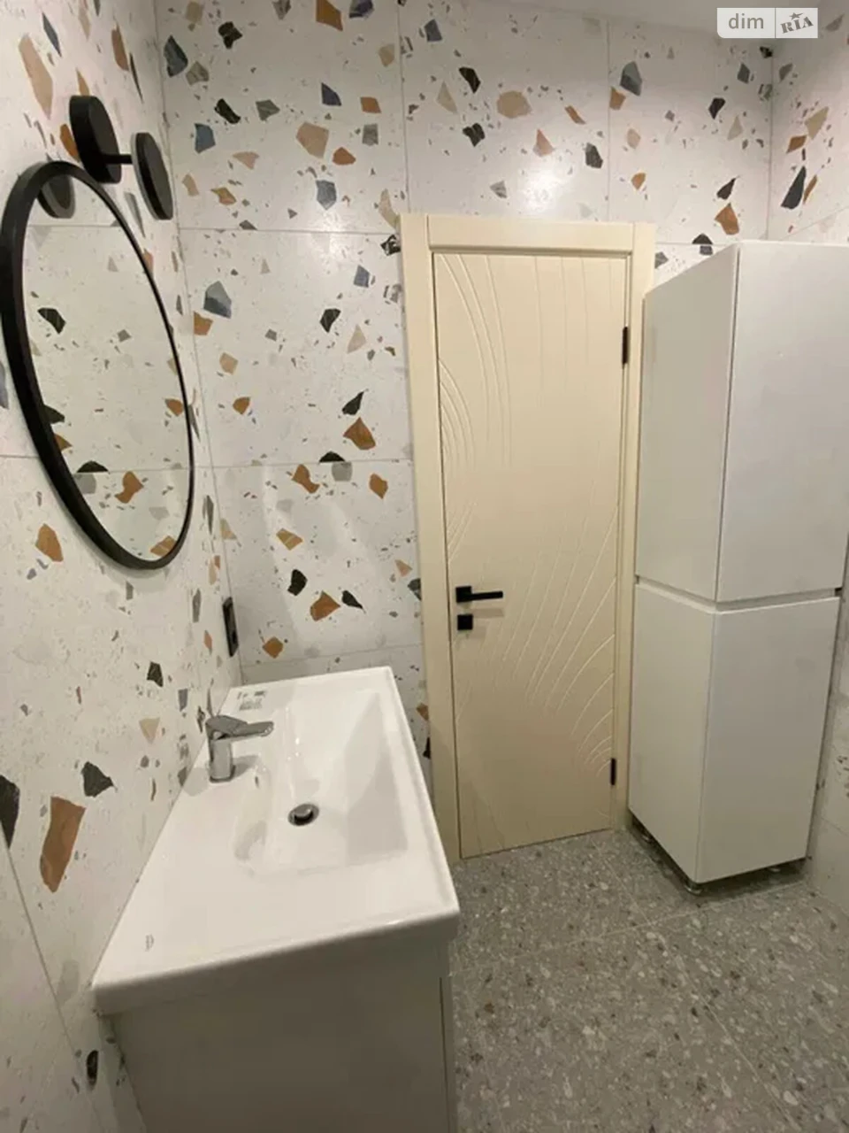 Long-Term Rental Apartment, Nivki