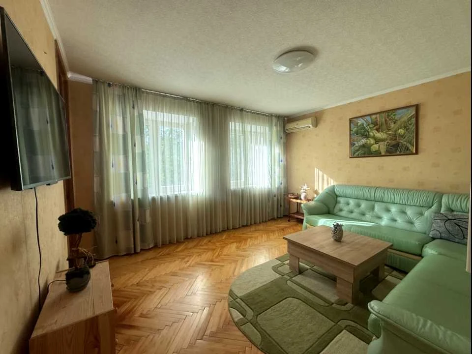 Apartment. Ґарета Джонса St.