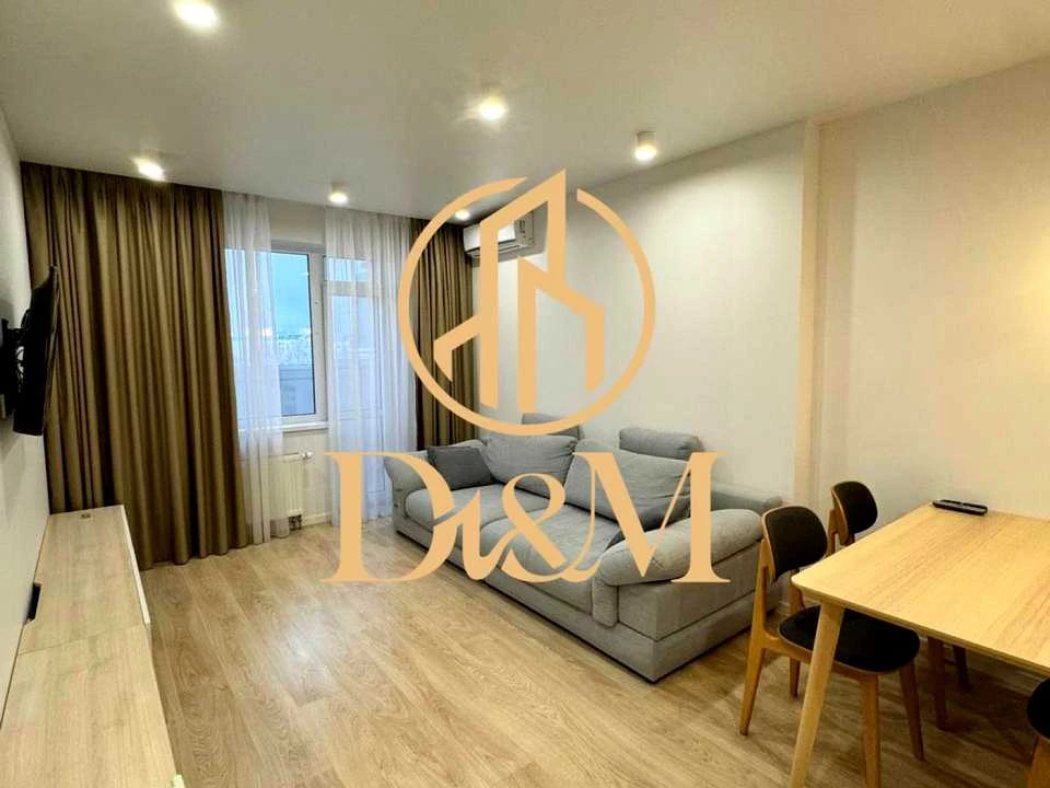 Apartment. Kyiv, Brest Street.