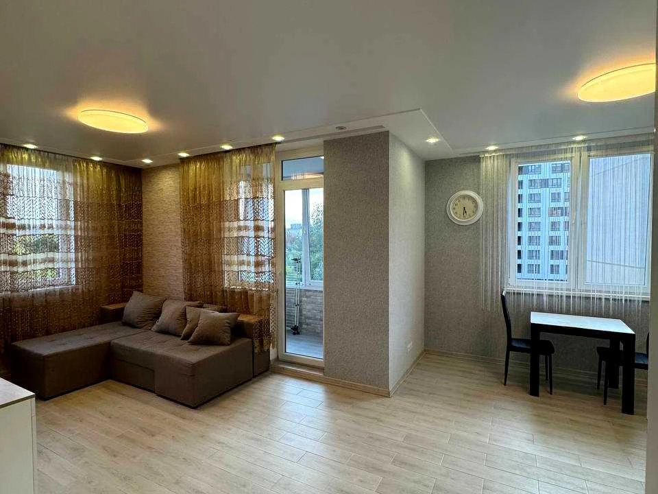 Apartment. Avenue Abraham Lincoln, Львів