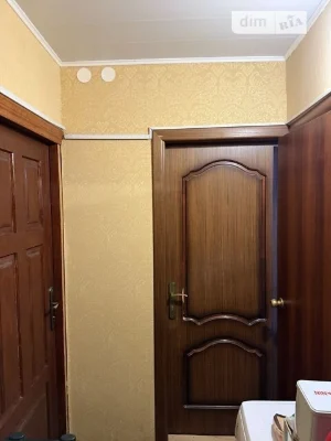 Room for sale 24.5 sq. m. on Myropilska Street 15A • ID 3460