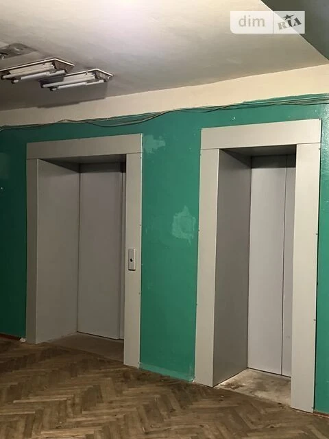 Room for sale 24.5 sq. m. on Myropilska Street 15A • ID 3460