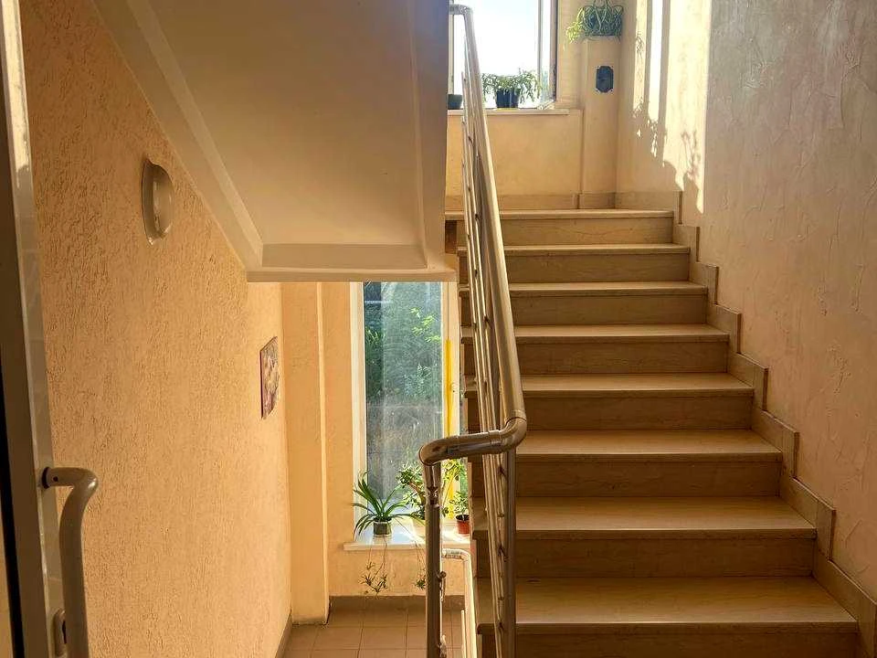 Apartment. Dnipro, Bohdan Khmelnytsky Street