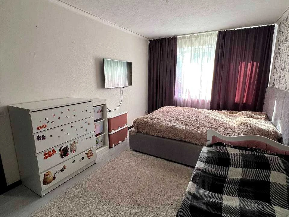 Apartment. Dnipro, Bohdan Khmelnytsky Street