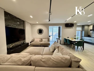 For Sale: 3-bedroom apartment in River Park residential complex
