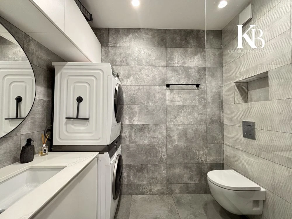 For Sale: 3-bedroom apartment in River Park residential complex