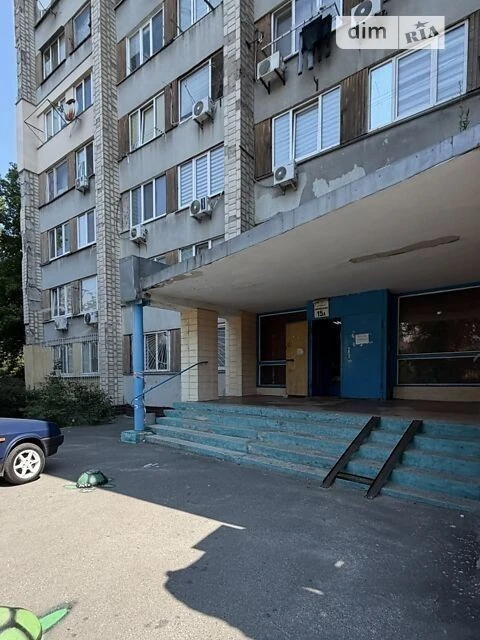 Room for sale 24.5 sq. m. on Myropilska Street 15A • ID 3460
