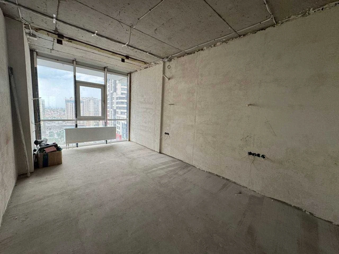 For sale: 3-bedroom apartment in the "Tairovskie Sady" residential complex