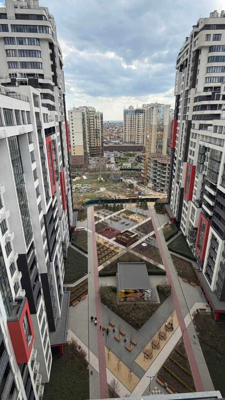 For sale: 3-bedroom apartment in the "Tairovskie Sady" residential complex