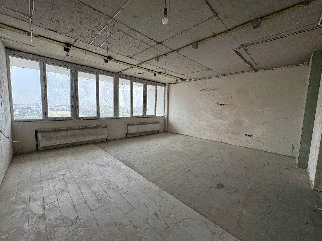 For sale: 3-bedroom apartment in the "Tairovskie Sady" residential complex