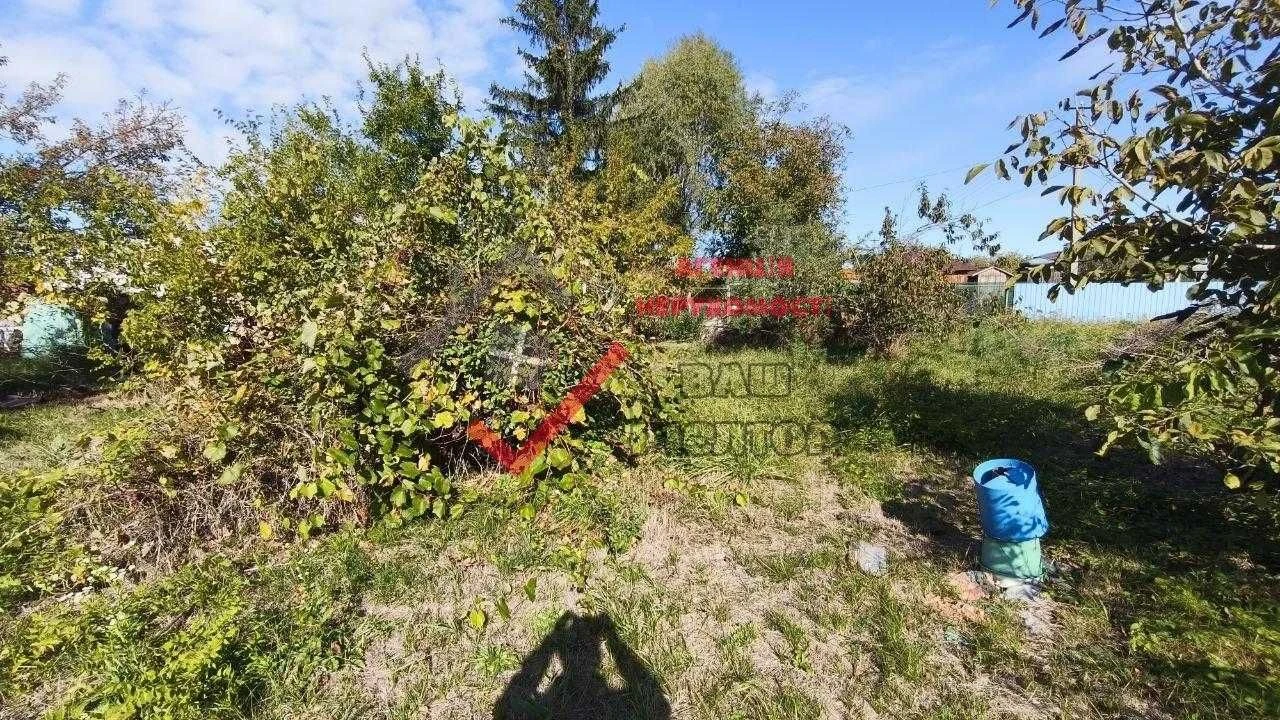 Продам ділянку 12 соток із власним озером та дачним будинком