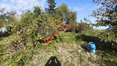 Продам ділянку 12 соток із власним озером та дачним будинком