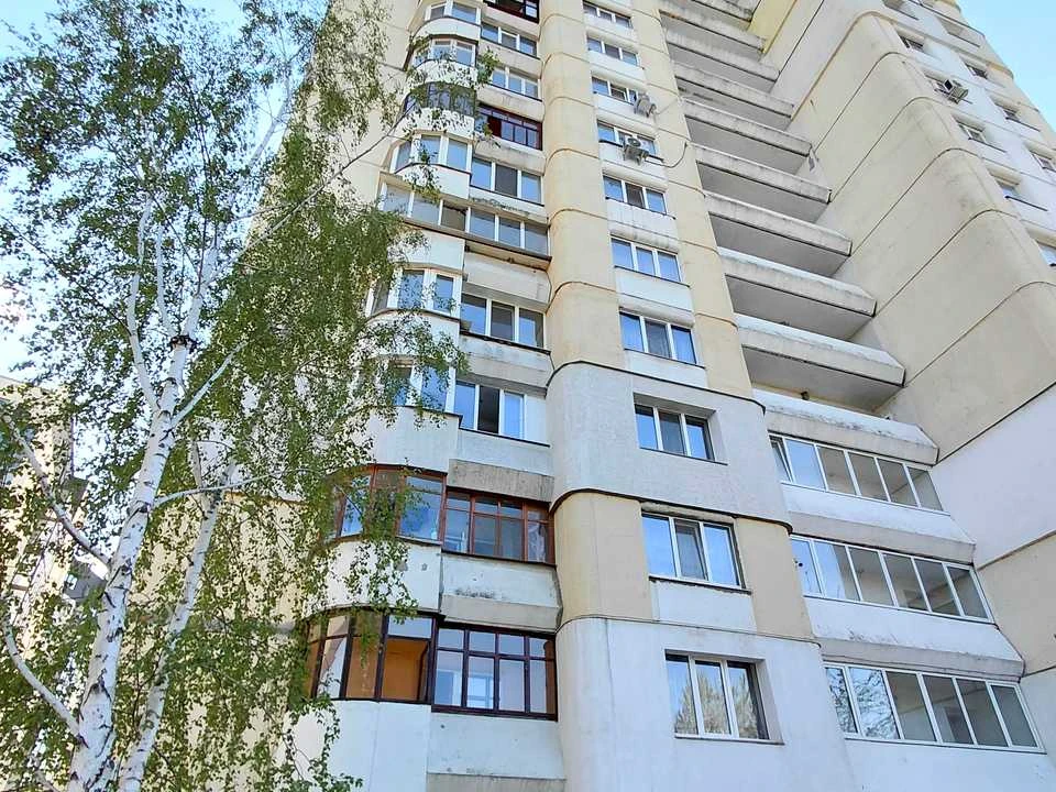Apartment. Sumy, Armed Forces of Ukraine, street.