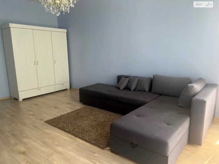 Long-Term Rent Apartment, Dniprovska Naberezhna
