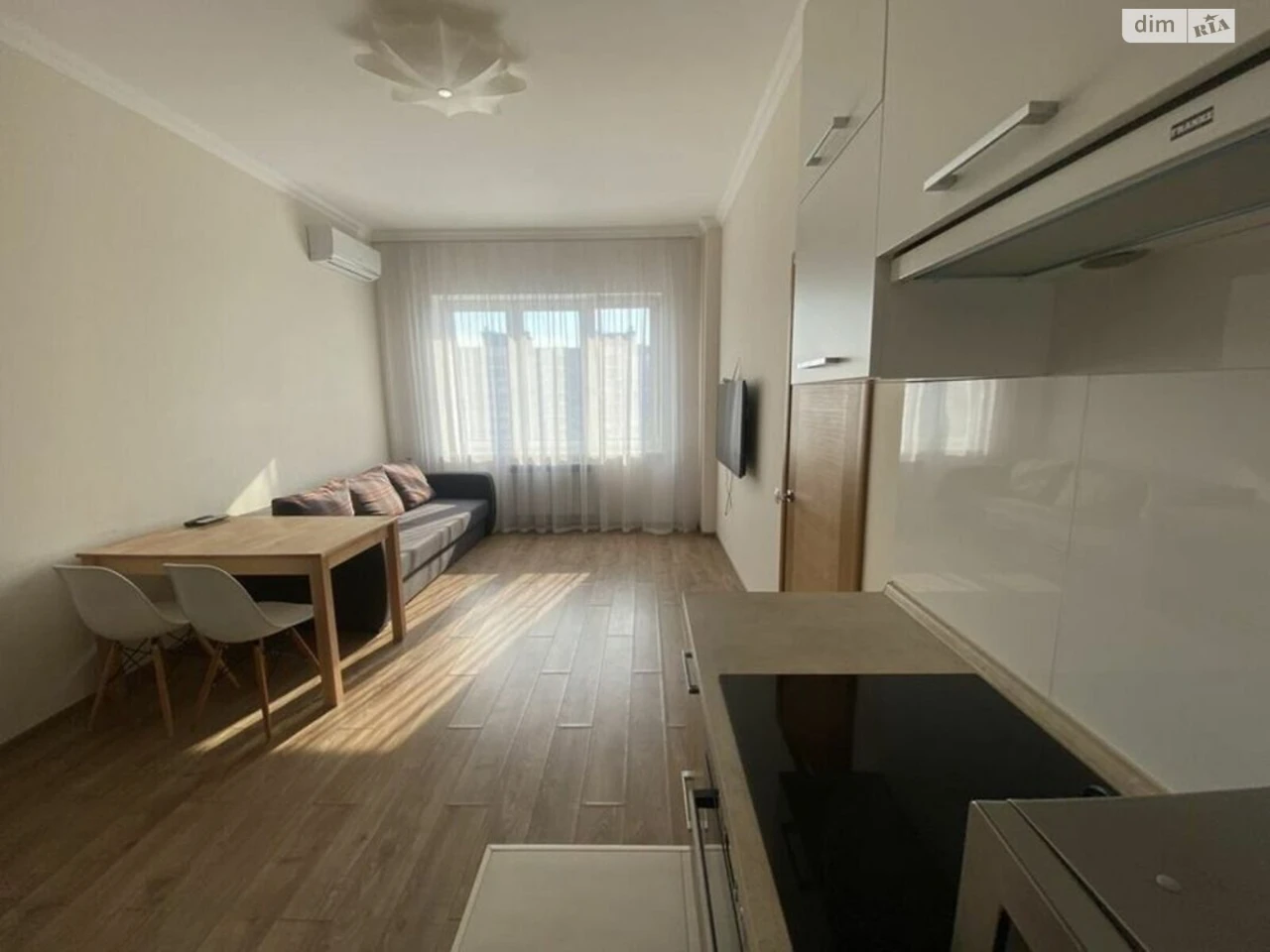 Long-Term Rental Apartment Solomyansky