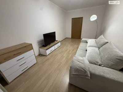 Long-Term Rental Apartment Solomyansky