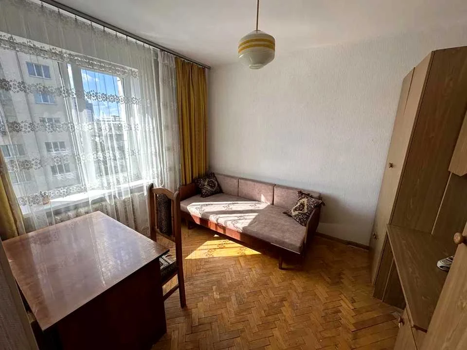 Apartment. Wycliffe Avenue, Kyiv.