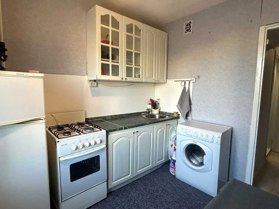 Apartment. European Union Avenue, 70B