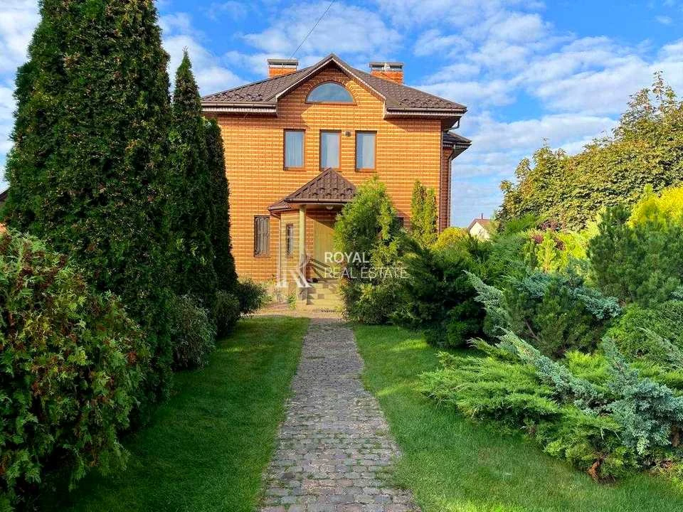 House. 76 Sadova St, Kyiv