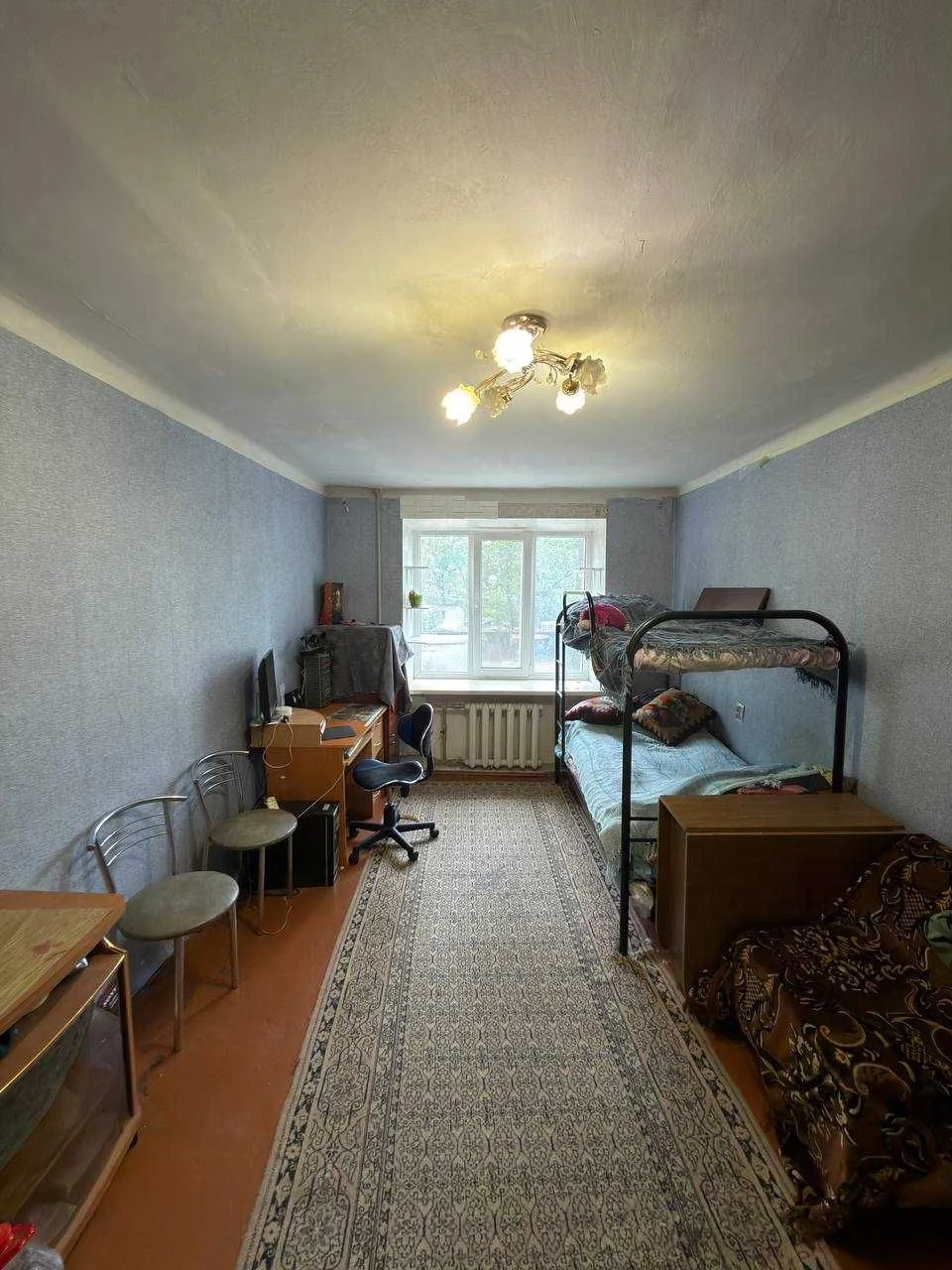 Продам 2-ком квартиру на Затонского