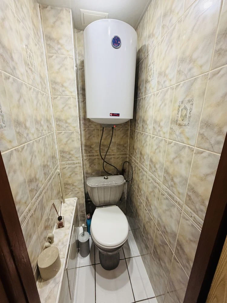 Продается 4 ком квартира в Осипенковском р-не по улице Руста
