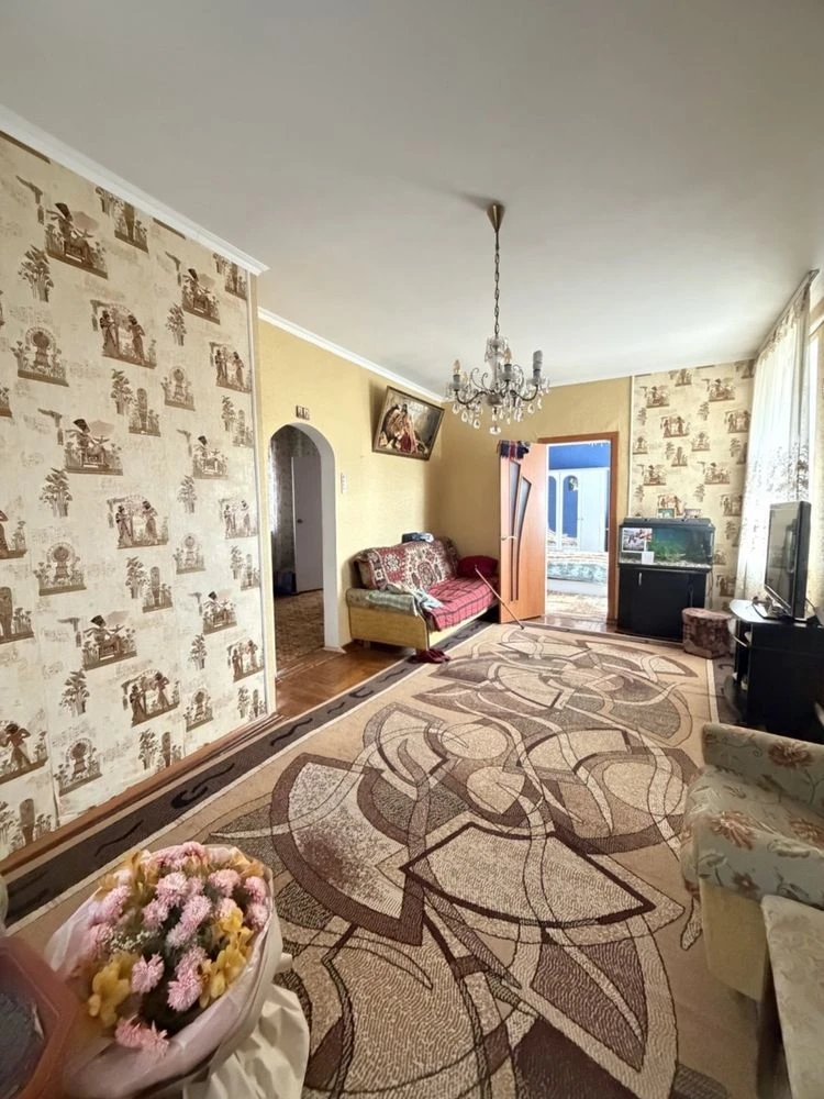 Продаж будинку, село Бабурка , 7 хвилин пішки від переїзду Х