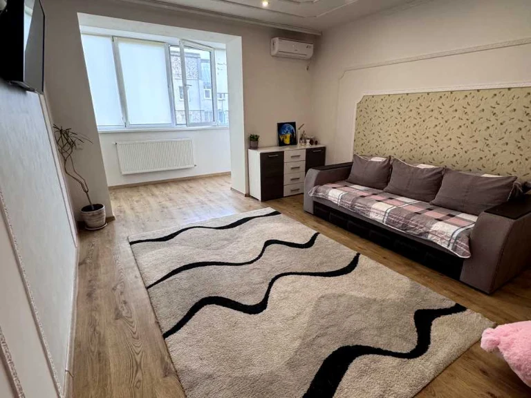 Apartment. Ivano-Frankivsk, Ivan Mykolychuk st.