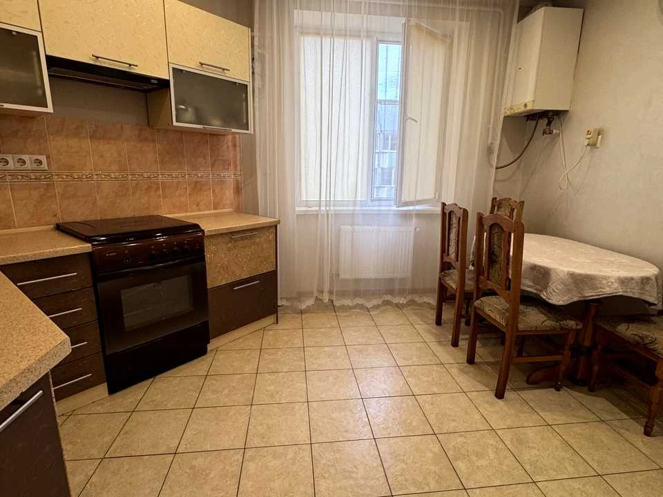 Apartment. Ivano-Frankivsk, Ivan Mykolychuk st.