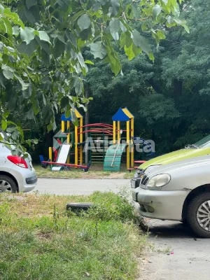 Room 18 m² in Berezhansk