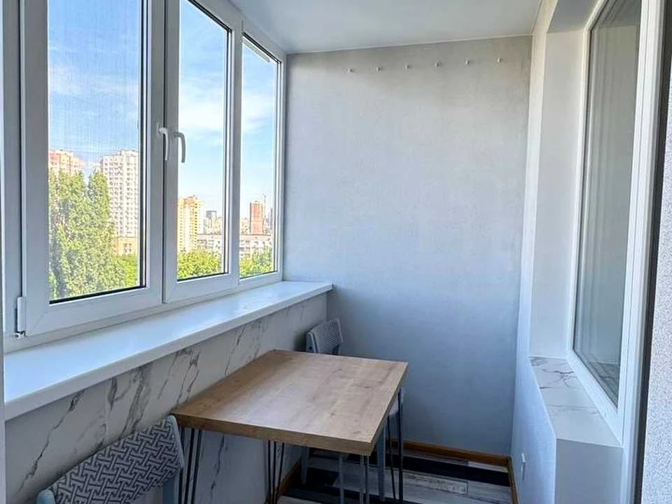 Apartment. Strategichne shose, Kyiv