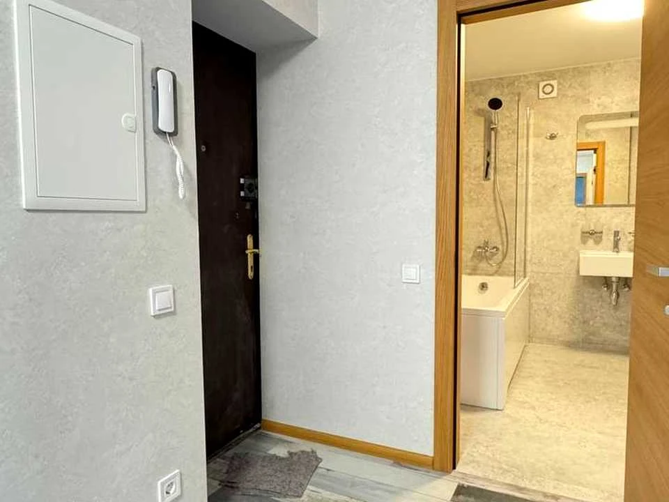 Apartment. Strategichne shose, Kyiv