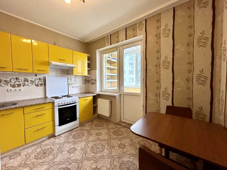 Apartment. Gradinska st.