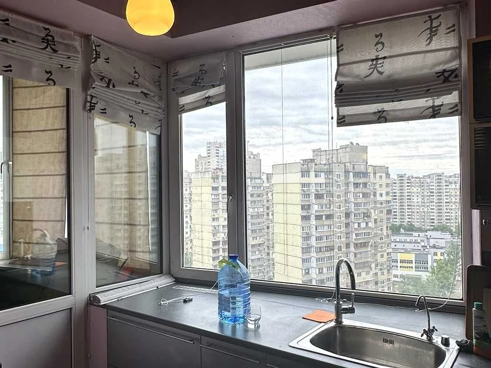 Apartment. Urlivska Street, Kyiv