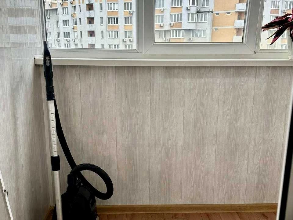 Квартира. Київ, проспект Бориса Гмирі