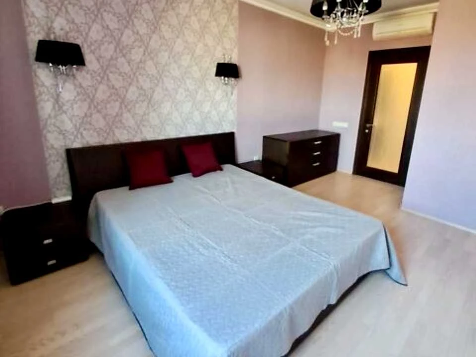 Apartment. Degtyarivska st., Kyiv