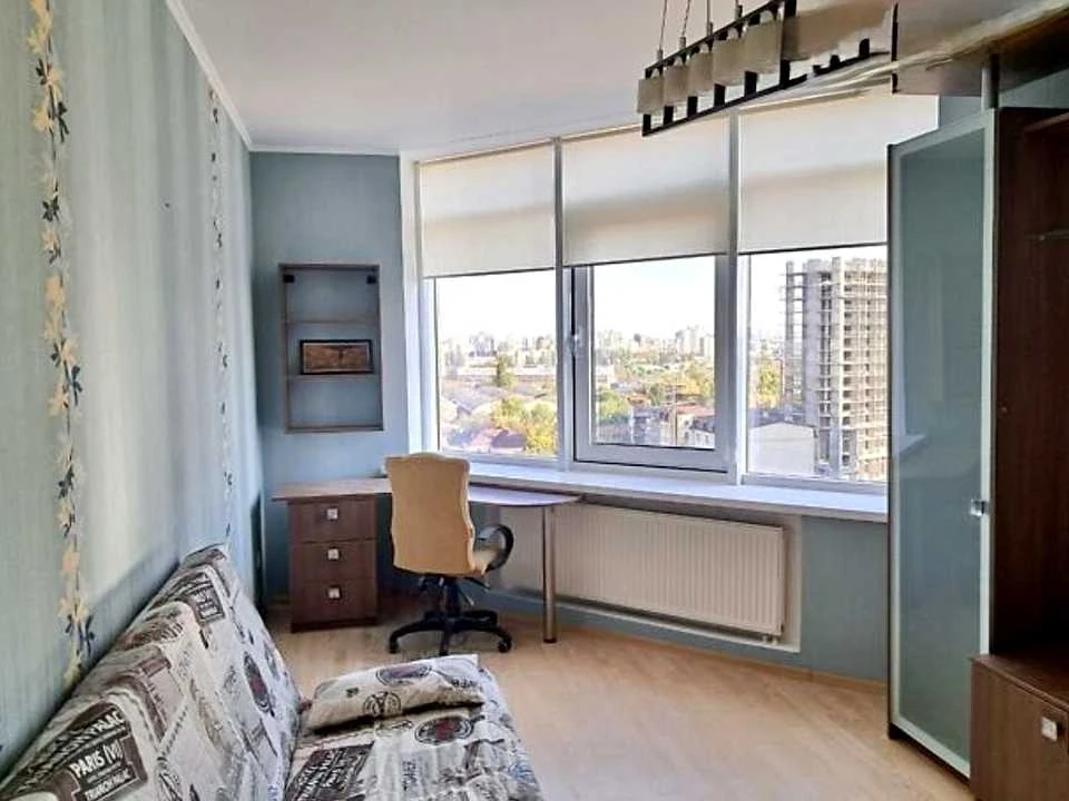 Apartment. Degtyarivska st., Kyiv