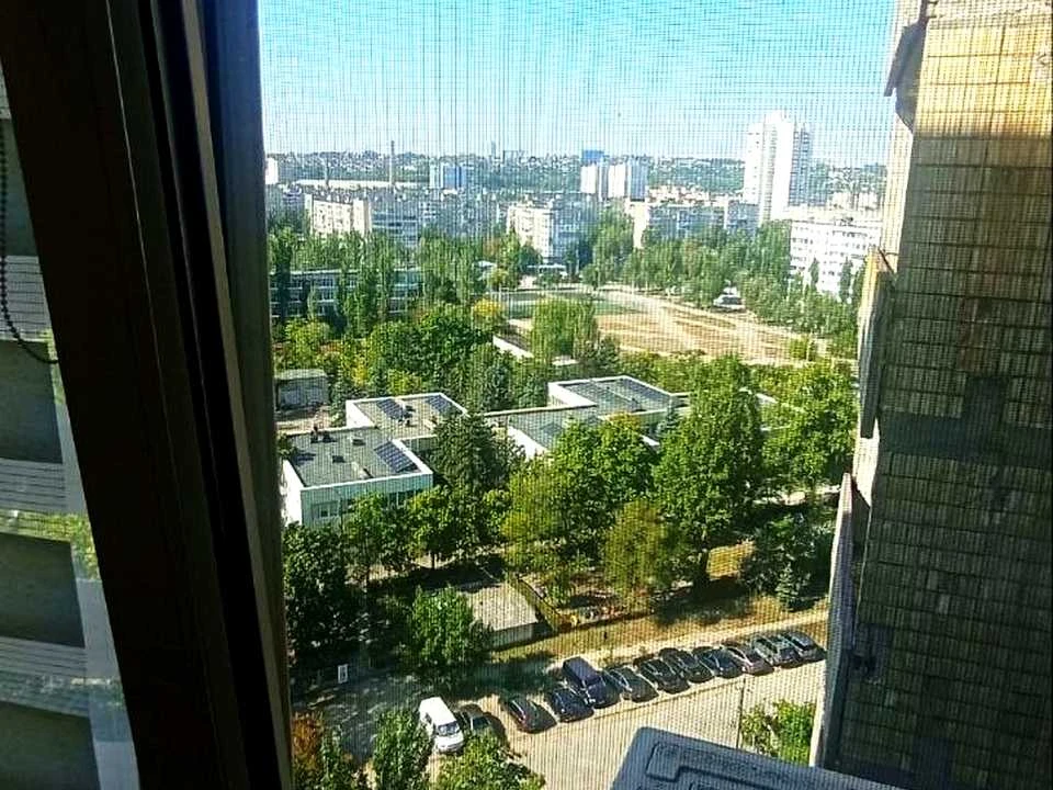 Apartment. Dnipro, Naberezhna Pereomohy st.